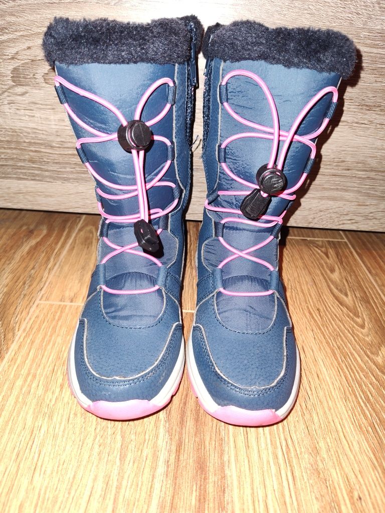 buty Kangaroos na zimę śniegowce rozmiar 30 mało używane