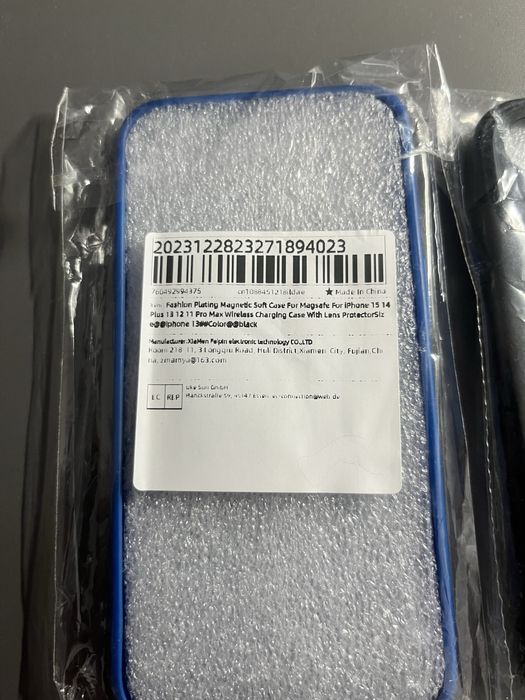 Продам чехол на айфон 13