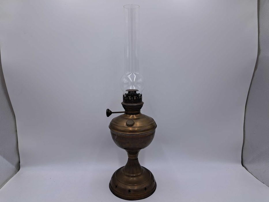 Stara lampa naftowa mosiężna smukła wysokość 52 cm