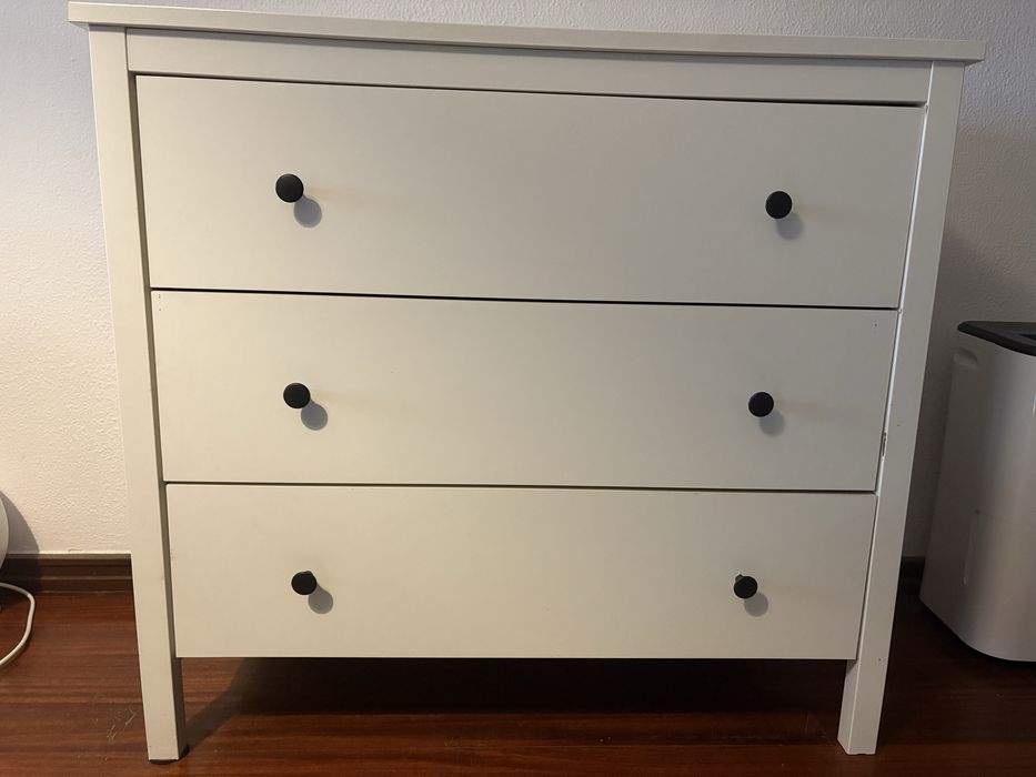 Cómoda Ikea “Koppang”