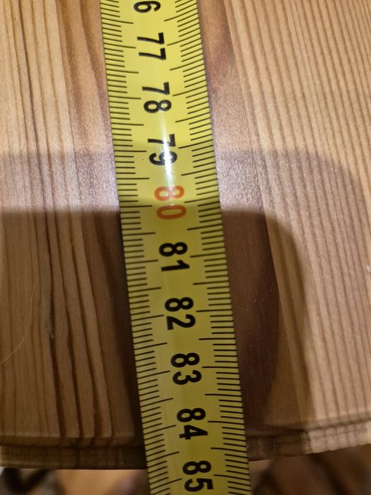 Stół kuchenny IKEA z trzema krzesłami