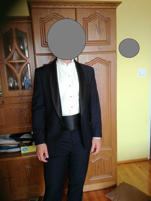 Elegancki garnitur marynarka ślubna - granatowy, krój smokingowy