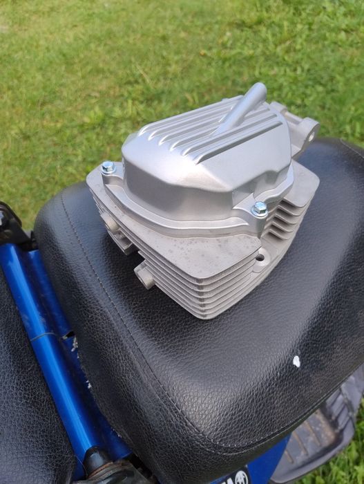 Головка циліндра 163FML в зборі