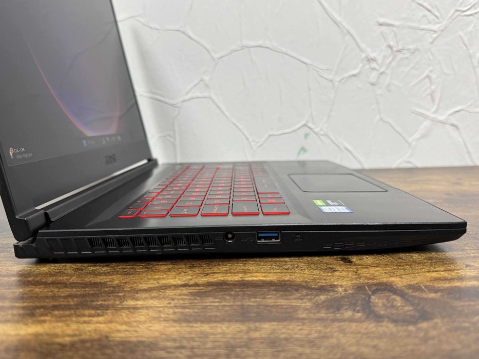 MSI GF63 Thin Gaming – Core i7-9750H, 16GB RAM, GTX 1650, 256GB SSD