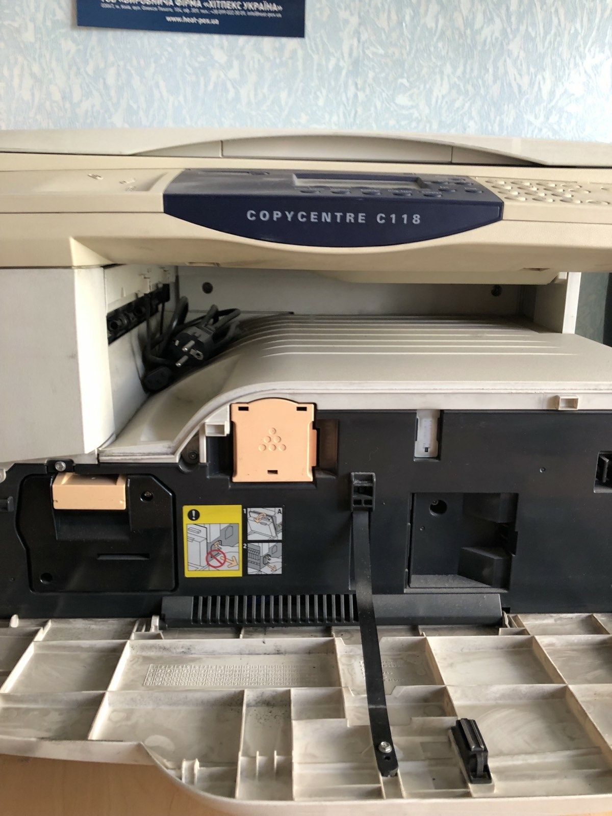 Принтер xerox c118