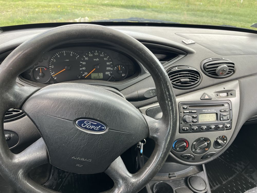 Ford Focus 1,6 ben, 2004r, Krajowy, 3 wlascicieli