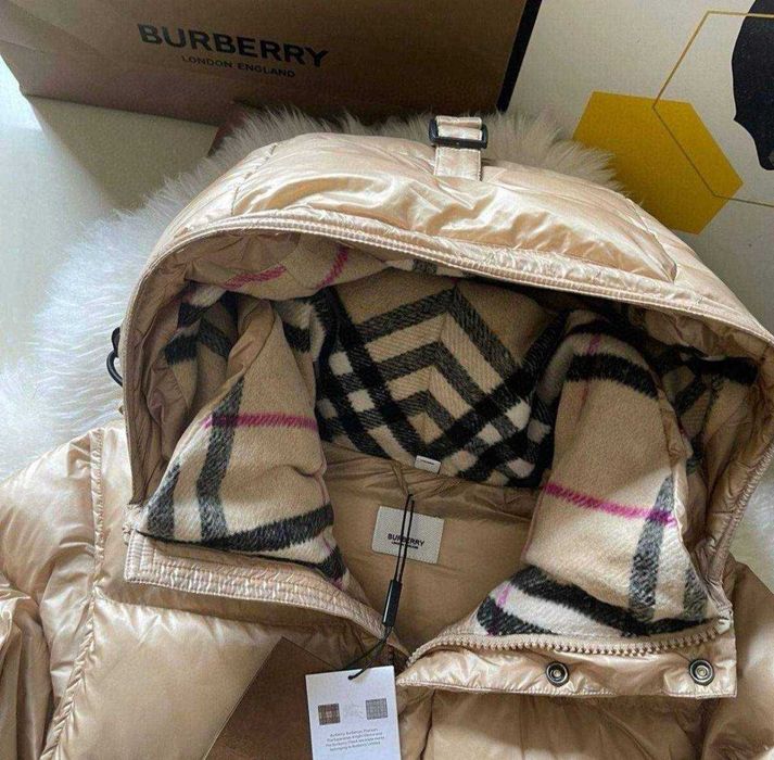 Куртка Burberry Beige Puffer / пуховик барберри бежевий зимовий