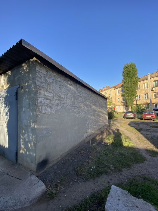 Продам гараж цент-город.районе Гданцевка .