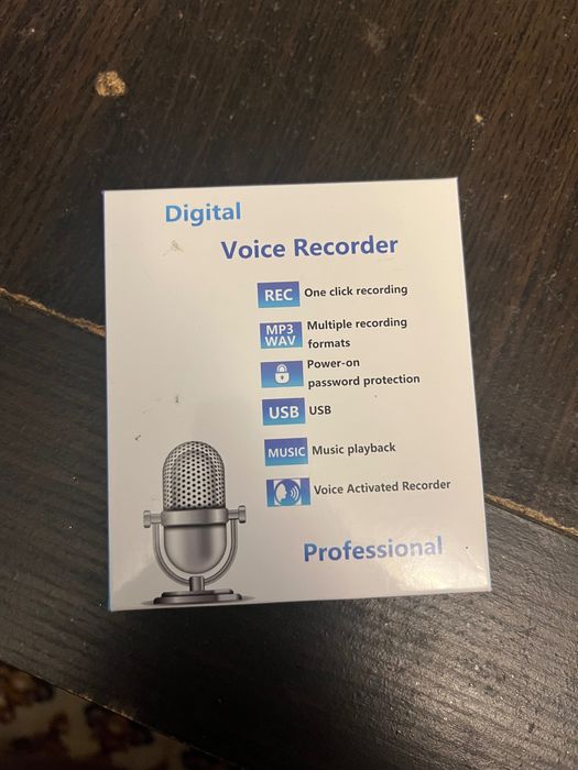 Dyktafon Digital Voice
Recorder 64GB kolor czarny