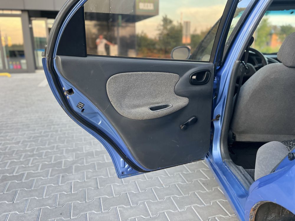 Daewoo lanos 2007 рік 1,5 бенз