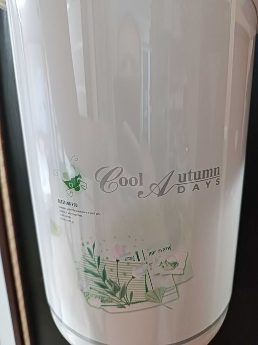 Продам термопот AIFUTE 4,8л.