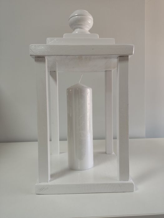 Lampiony, kapliczki drewniane:)