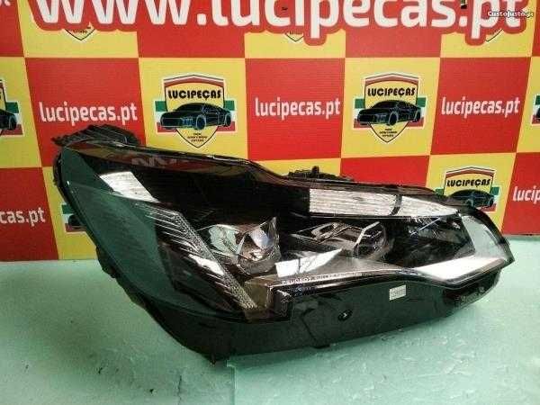 Otica Direita Peugeot 3008 II | 102483