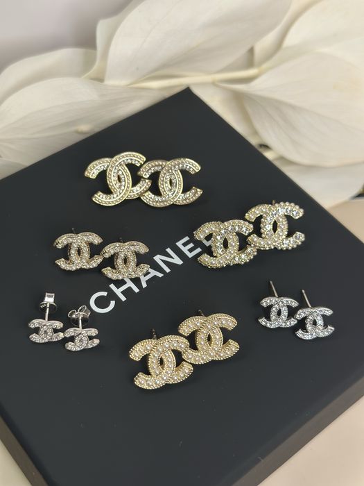 Сережки у стилі шанель chanel