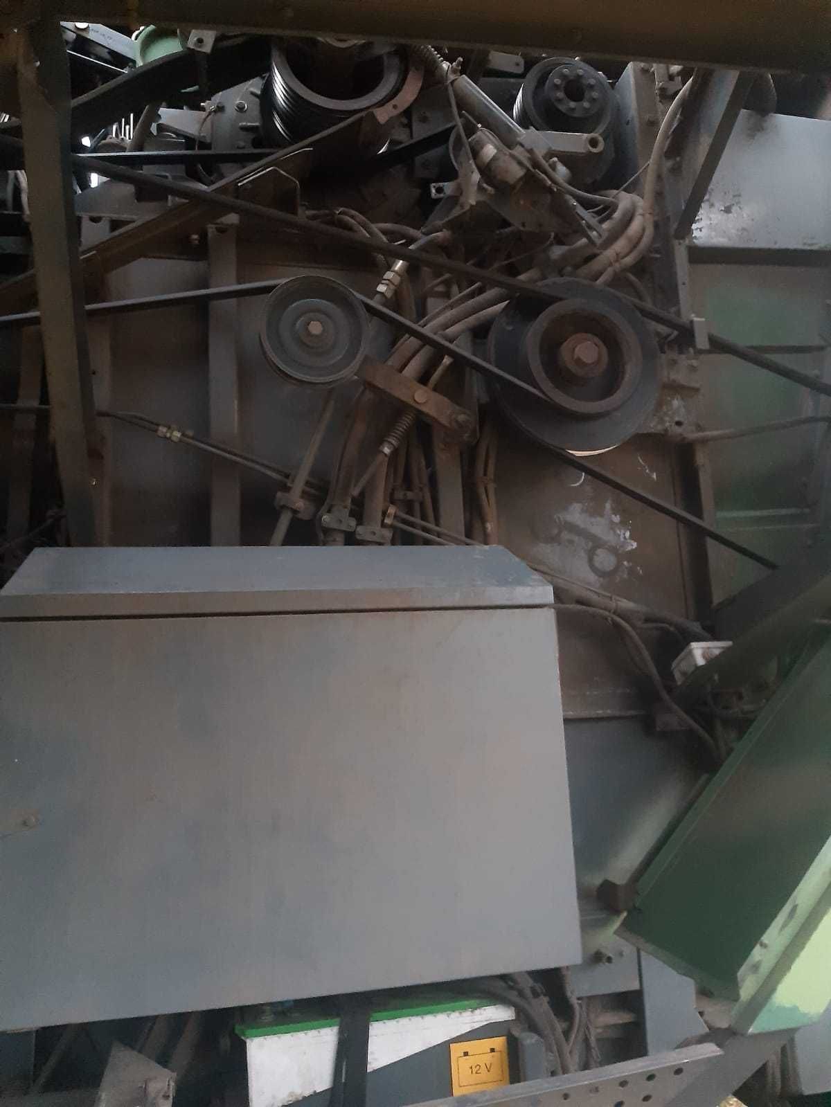 Продається зернозбиральний комбайн німецького виробника Фендт-8350.