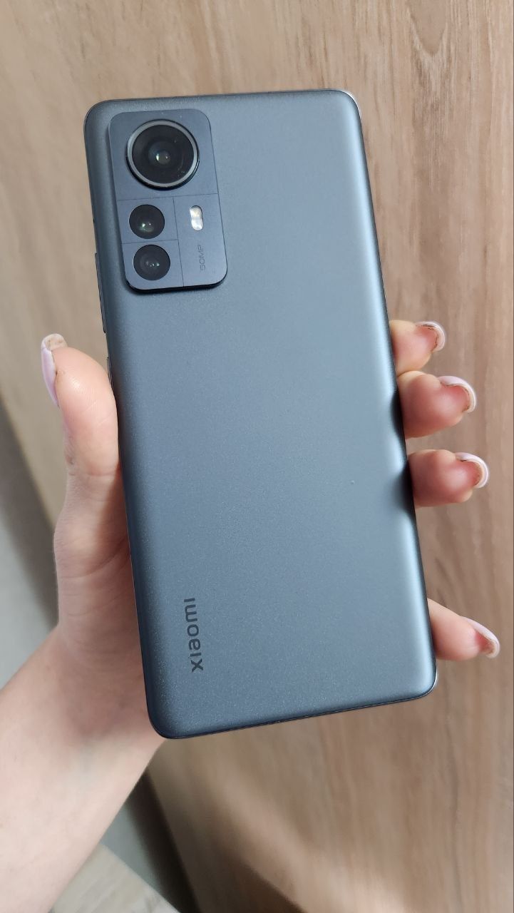 Продам телефон смартфон (ксяомі сяомі) Xiaomi mi 12 pro 8/128gb