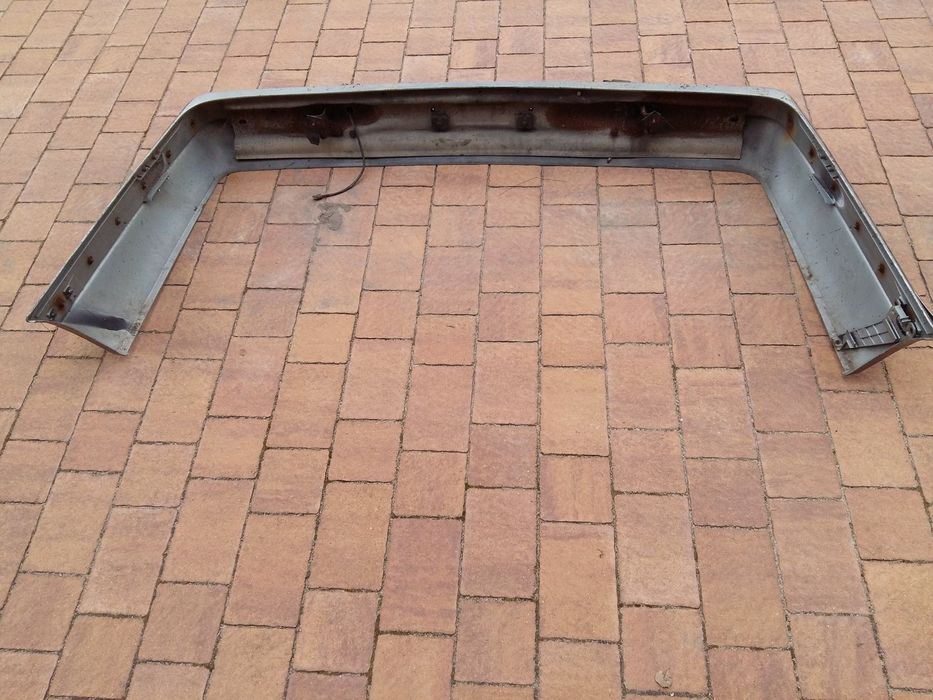 Opel monza 82 86 zderzak tył z belką GM