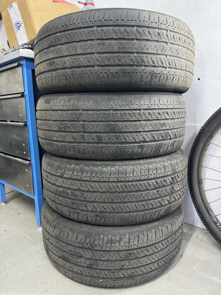 Комплект шин 215/45 R17 Bridgestone