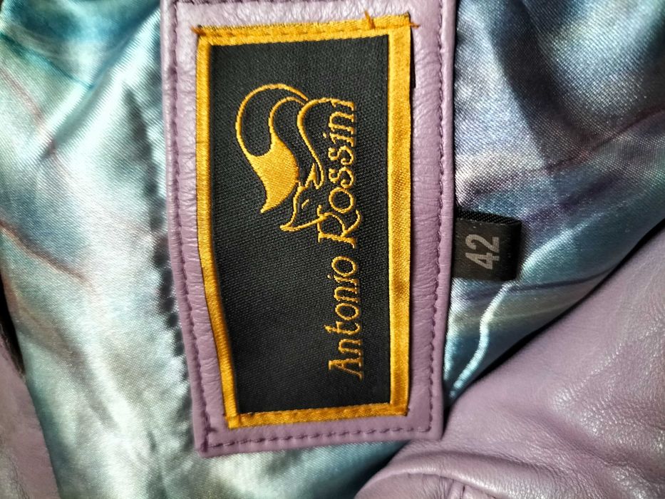 Куртки жіночі шкіряні розмір 54-56