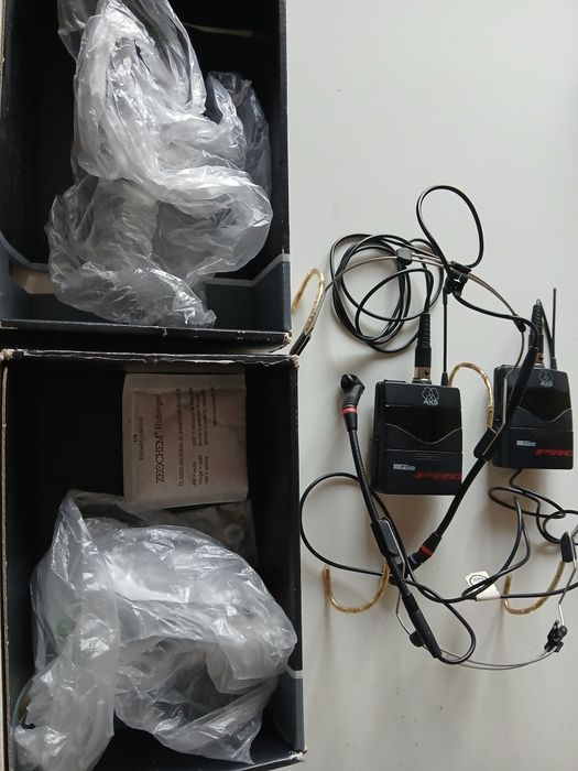 Microfone AKG C 555 L