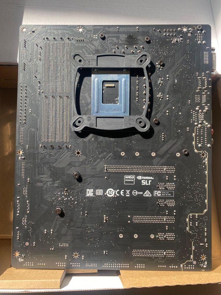 Bundle msi z270 + 7700k + 16GB RAM (2X8)
