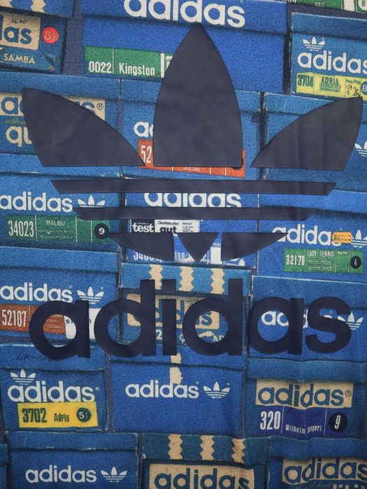 Adidas Originals Shoebox niebieska czarna koszulka z krótkim rękawem