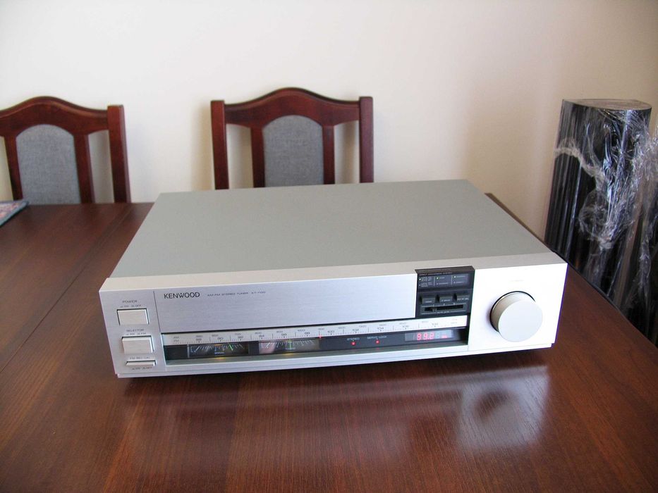 KENWOOD KT-1100 / TOP Tuner Silver - Jak Nowy '' Vintage ''