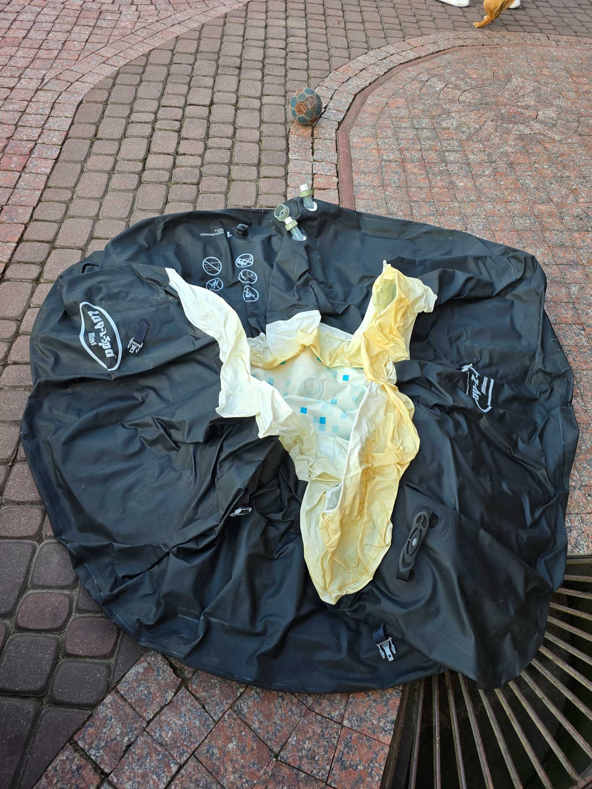 Jacuzzi lay-z-spa z pompą