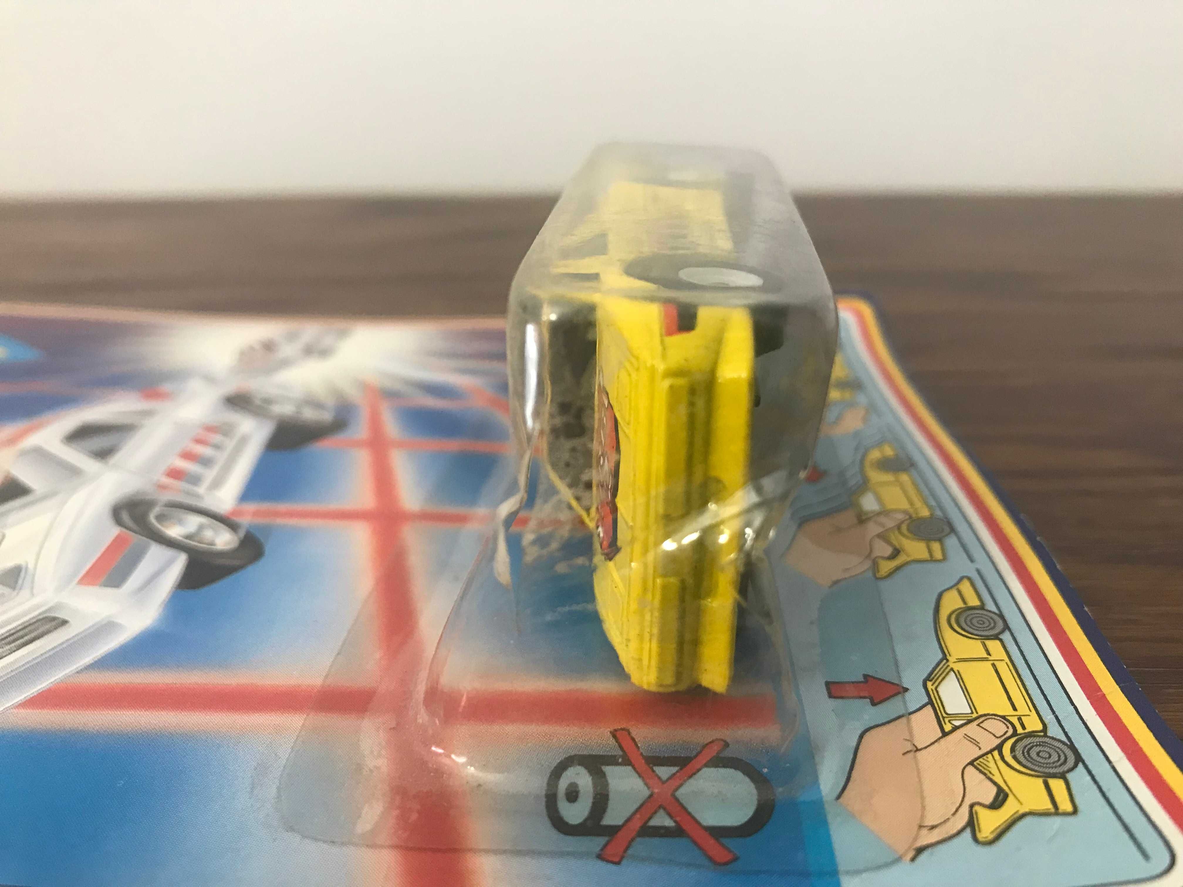 matchbox action turbo 2 napęd naciągany resorak zabawka prl !!!
