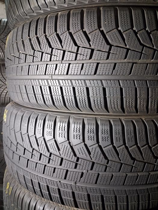 225/60 18 Hankook Icept Evo 2 шини б/у зима Комплект , Пара