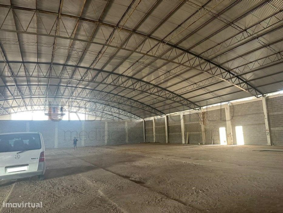 Armazém P/ Arrendamento - NOVO - Montijo, Setúbal 964,95 m²