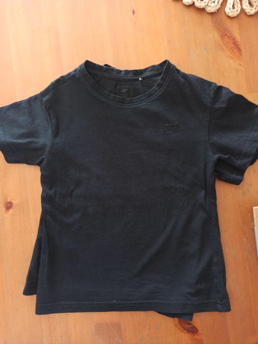 Czarny t-Shirt 122 - 2 szt i legginsy czarne 122