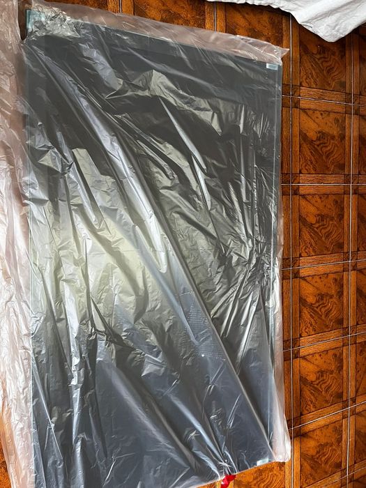 Vendo Tv UHD 65" com pouco tempo de uso