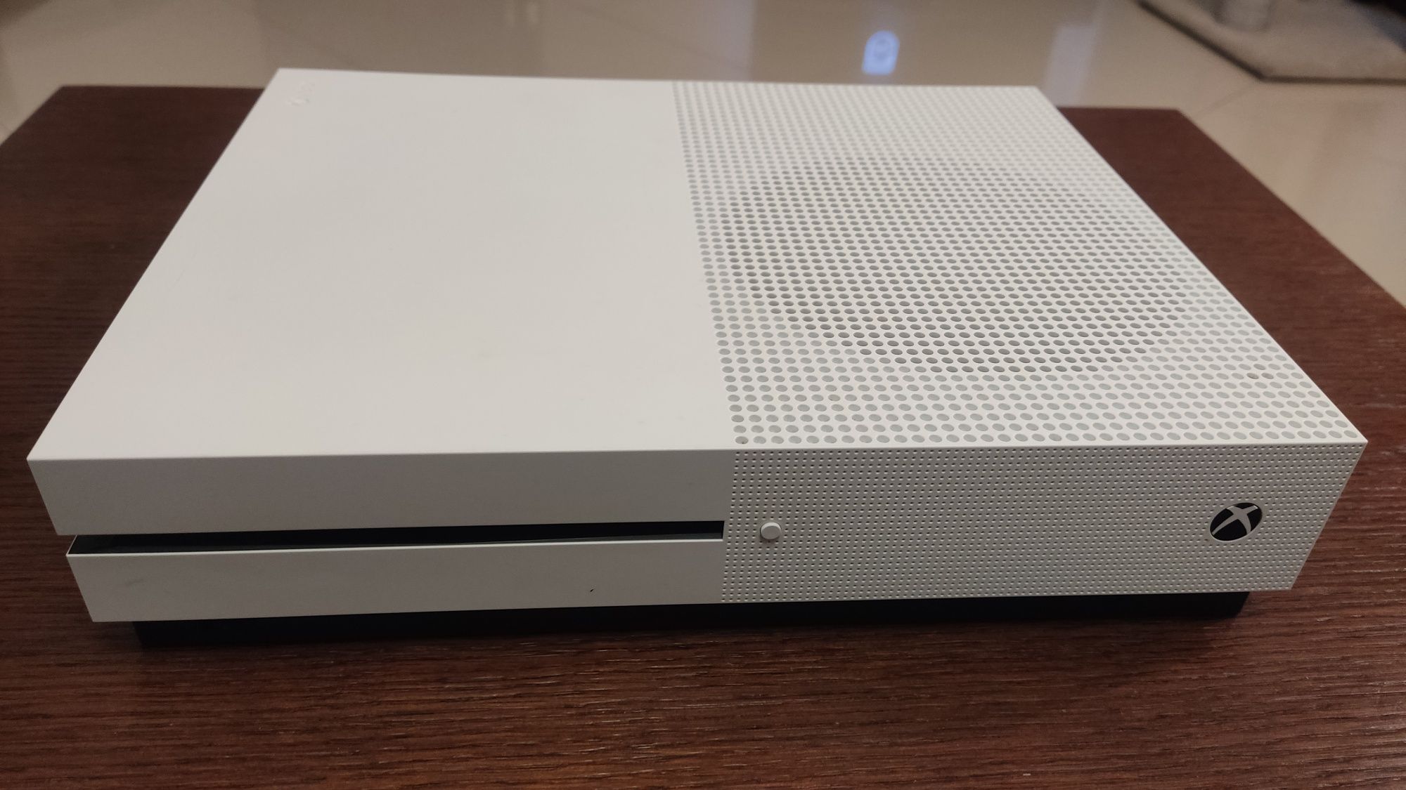 Konsola Xbox one S 1681