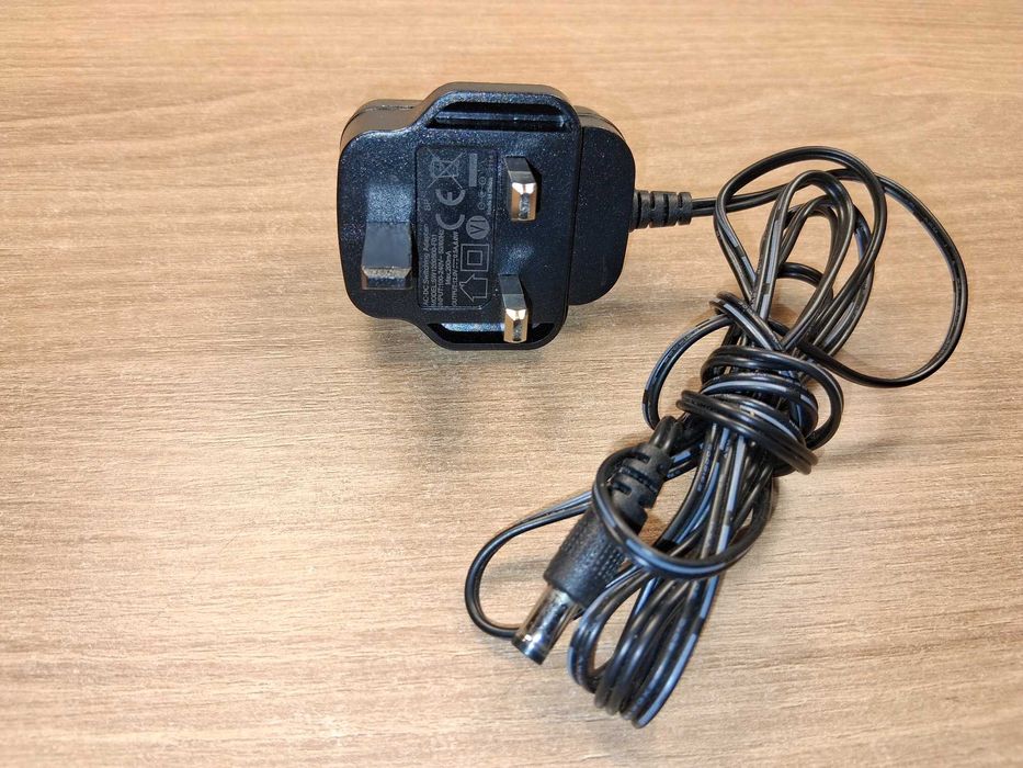N297 Zasilacz Impulsowy 12V 0.5A UK Angielska Wtyczka 3-Pin
