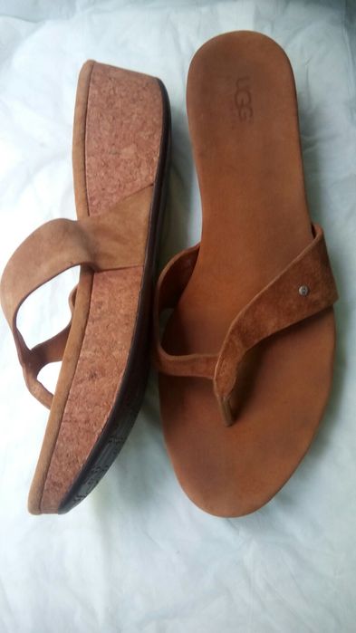 UGG кожаные шлепанцы шлепки 27см