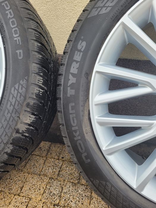 Opony zimowe wraz z felgami 215/50 R18 92V
