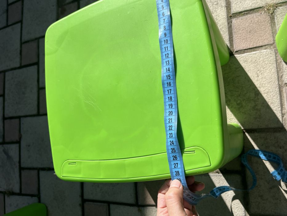 Дитячий стол і стільці