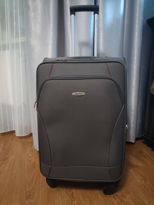 Валіза середня Bexleys