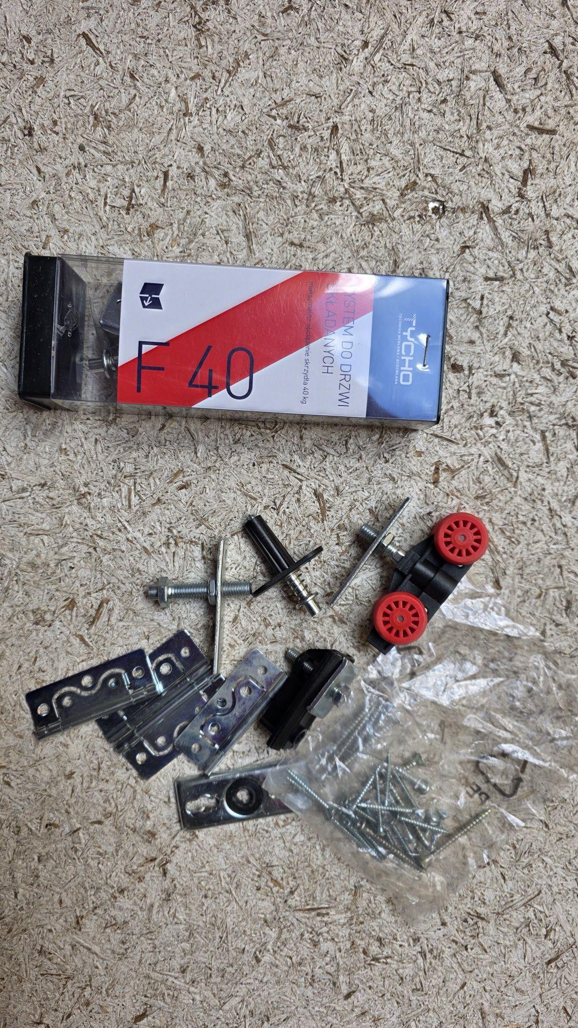 Tycho F40 system drzwi skladanych