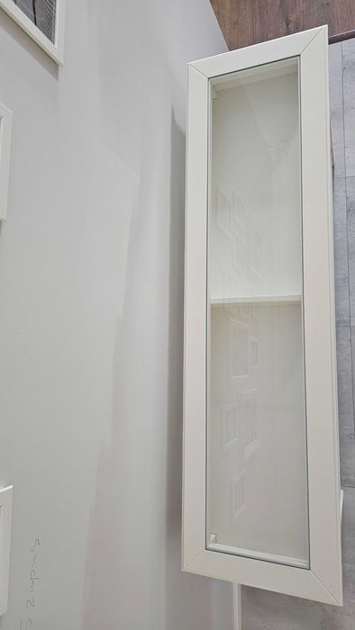 Konsola IKEA Liatrop biała, szklany blat