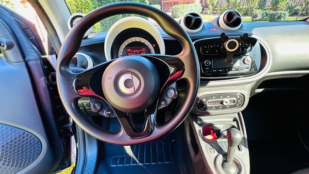 Продам электро Smart 453