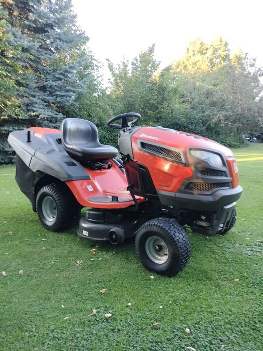 Kosiarka traktorek Husqvarna CTH164T