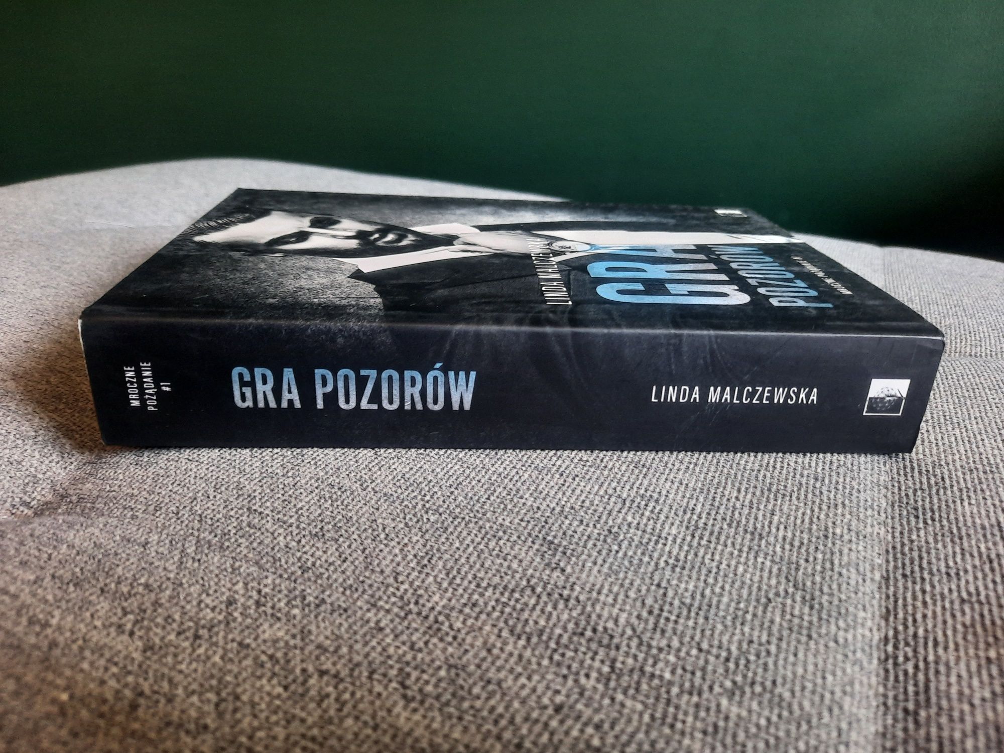 Książka "Gra pozorów" Linda Malczewska