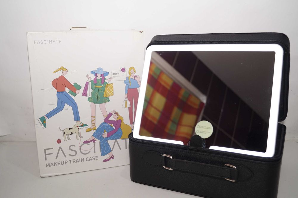 Organizer kosmetyczka kuferek na biżuterię kosmetyki z lusterkiem LED