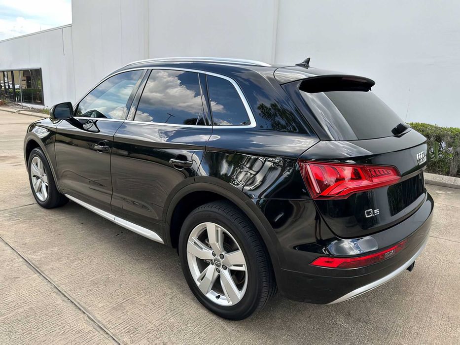 Audi Q5      2018