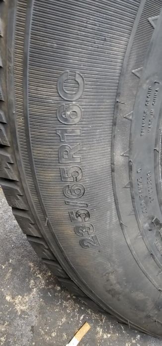 Opona 235/65 R16c