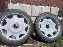 Koła wąskie do międzyrzędzi Deutz Fendt 320/90 R46 270/95 R32