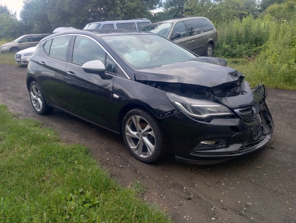 Opel Astra K 2016r. 1.6cdti