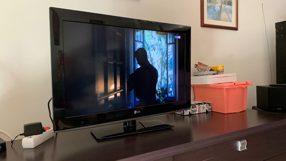 Televisão 32 polegadas LH